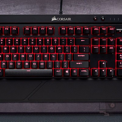Bàn phím Corsair K68 - Red Led